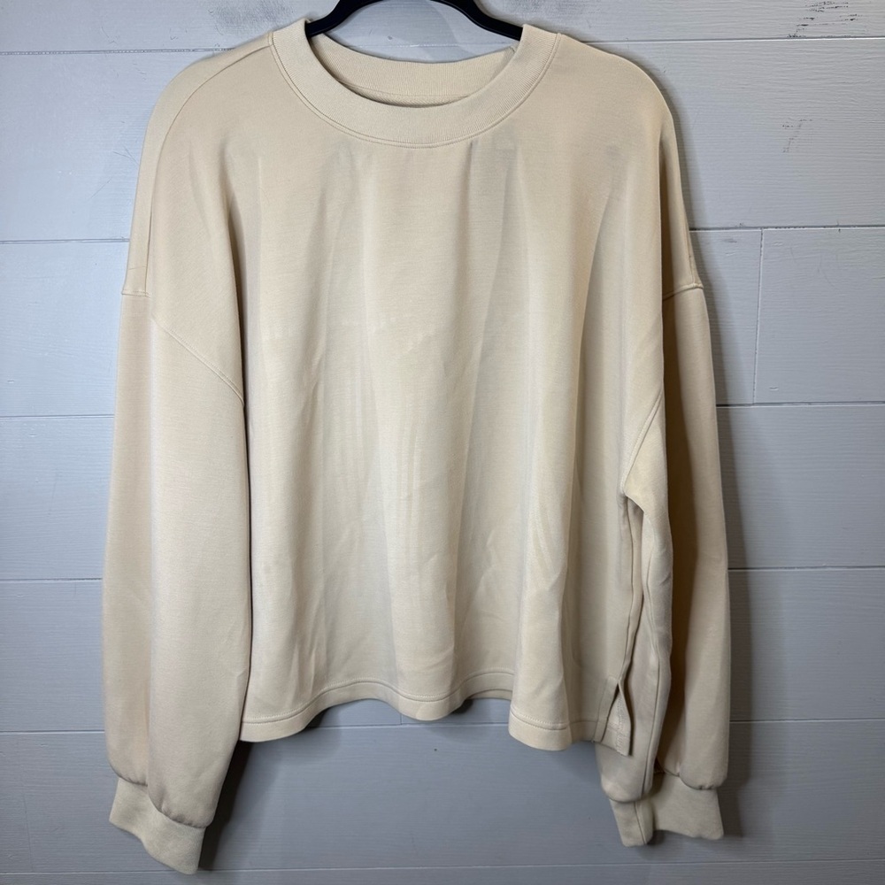 T/S By Thread & Supply Women's Minimal Cream Crewneck Sweatshirt Size XL